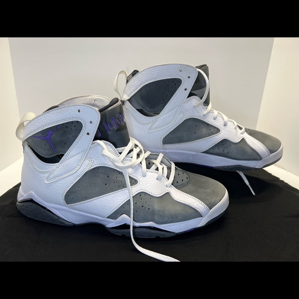 Jordan 7 Retro Flint CU9307-100, Size 13, Excellent Condition, White/gray/purple